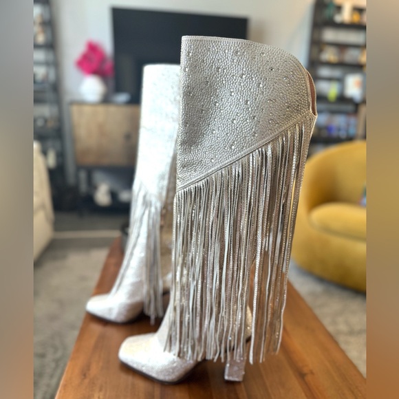 Jessica Simpson Asire2 Champagne Fringe Heeled Boots - Picture 6 of 13